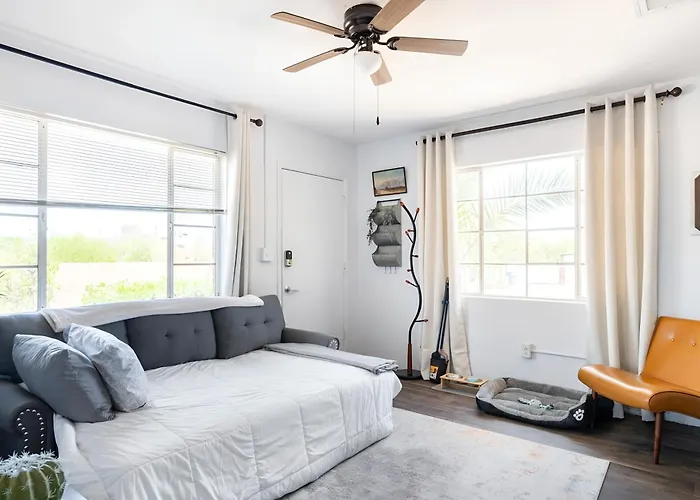 Spring Escape 1br By Ua Dt Just 2 Min To Banner Tucson